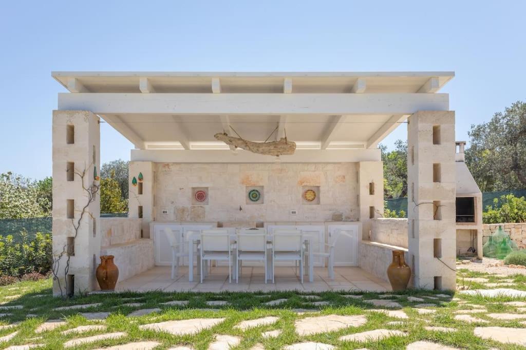 Tenuta Traghetto Ostuni Exterior photo